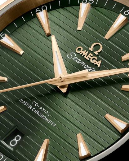 Omega Seamaster Aqua Terra 150M 41 mm, Moonshine™ gold on Moonshine™ gold 220.50.41.21.10.001 - Image 4