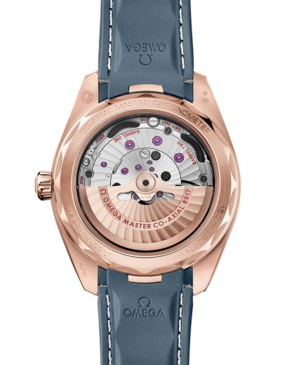 Omega Seamaster Aqua Terra 150M 41 mm, Sedna™ gold on rubber strap 220.52.41.21.03.002 - Image 2