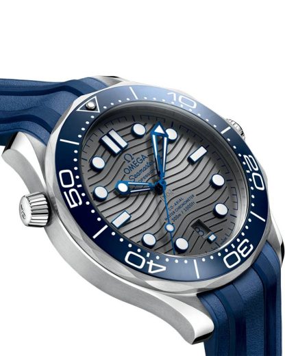 Omega Seamaster Diver 300M 42 mm, steel on rubber strap 210.32.42.20.06.001 - Image 3