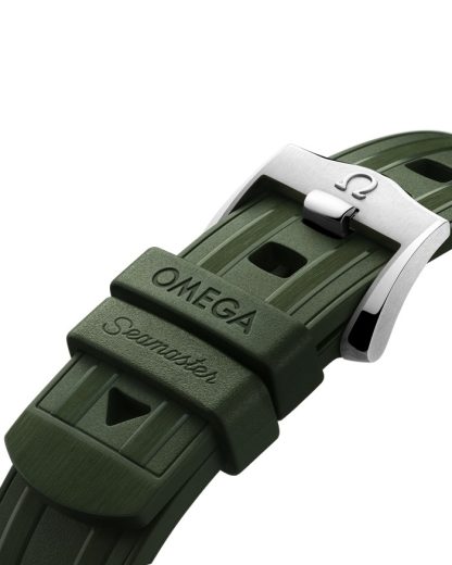 Omega Seamaster Diver 300M 42 mm, steel on rubber strap 210.32.42.20.10.001 - Image 4