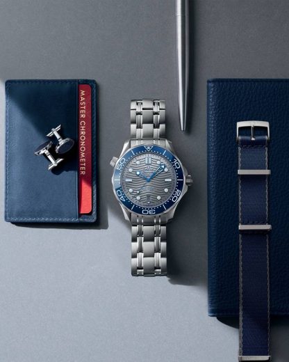 Omega Seamaster Diver 300M 42 mm, steel on steel 210.30.42.20.06.001 - Image 3