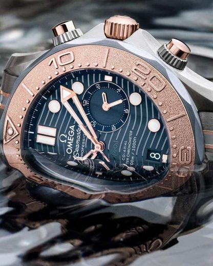 Omega Seamaster Diver 300M 44 mm, titanium - tantalum - Sedna™ gold on titanium - tantalum - Sedna™ gold 210.60.44.51.03.001 - Image 4